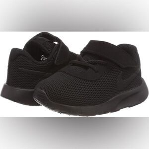 Nike Kids Black Tanjun Shoes Size 6C